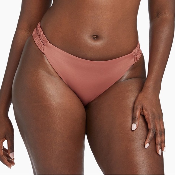 NWT Vitamin A Woman’s Small Rust Brown Bikini Bottoms With Rutched Side Slits - Picture 1 of 9